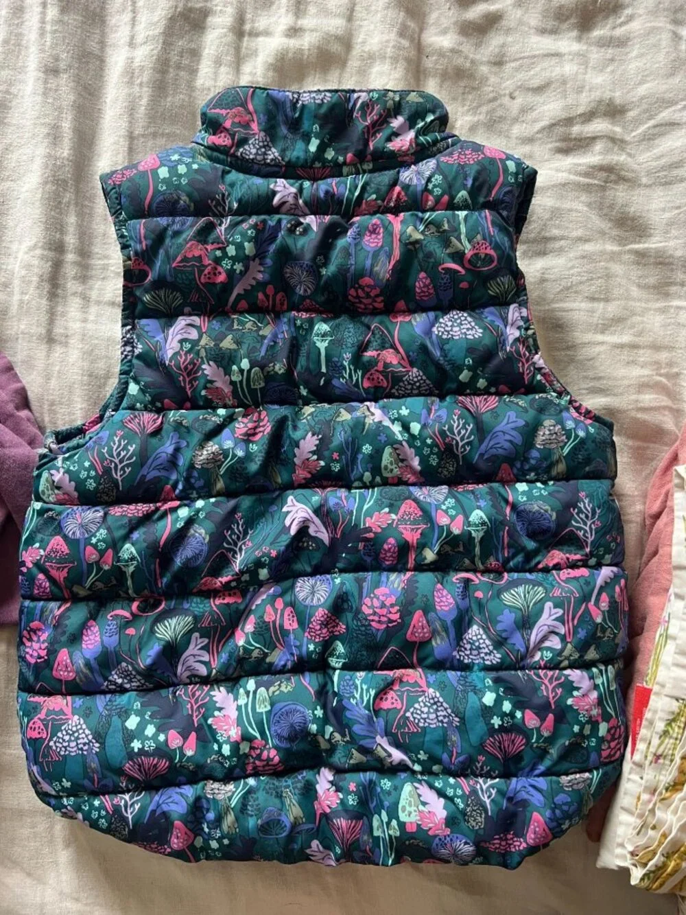 Gymboree Woodland Mushroom and Floral Puffer Vest 5-6 years